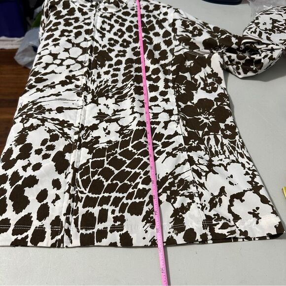 Chico’s brown and white zip up lightweight jacket with pockets size 3 - Picture 8 of 8